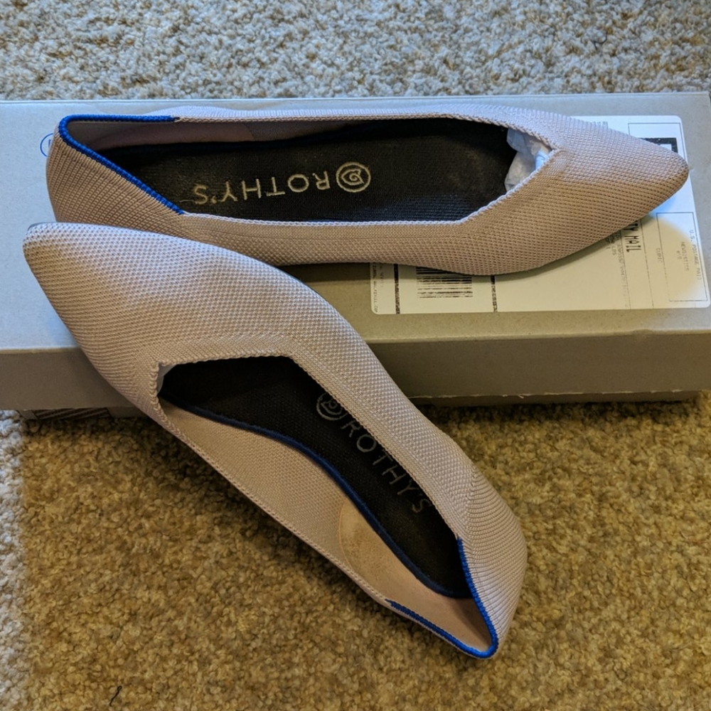 Petal Pink (retired) pointed toe